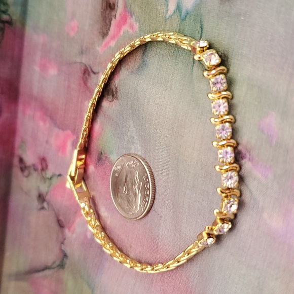She's So Extra Tennis Bracelet 7.5